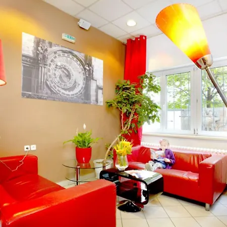 Charles Отель 3*