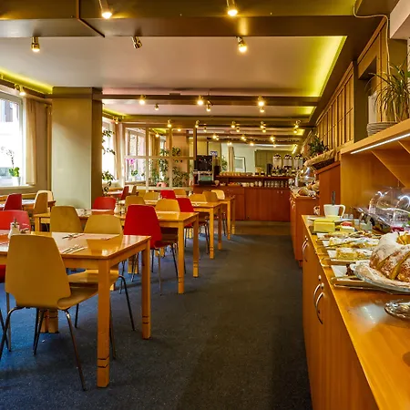 Charles Ξενοδοχείο